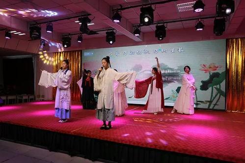 成人古词朗诵表演视频,穿越时空的朗诵之旅