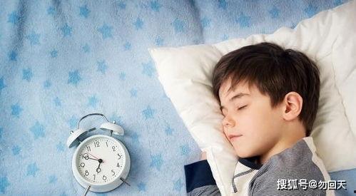 哄成人孩子睡觉的视频,亲子温馨时光的温馨瞬间