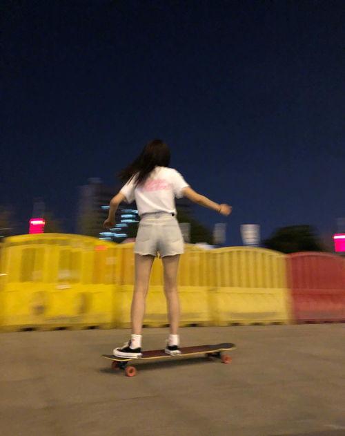 成人滑板腿直播视频,成人滑板腿直播精彩瞬间回顾